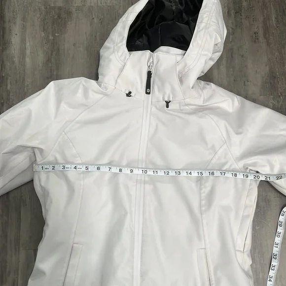 Wildhorn Frontera White Lunar Ski/Snow Jacket Size Medium - Picture 4 of 8